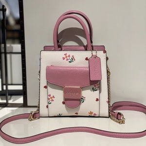 Mini Pepper Crossbody With Heart Petal Print